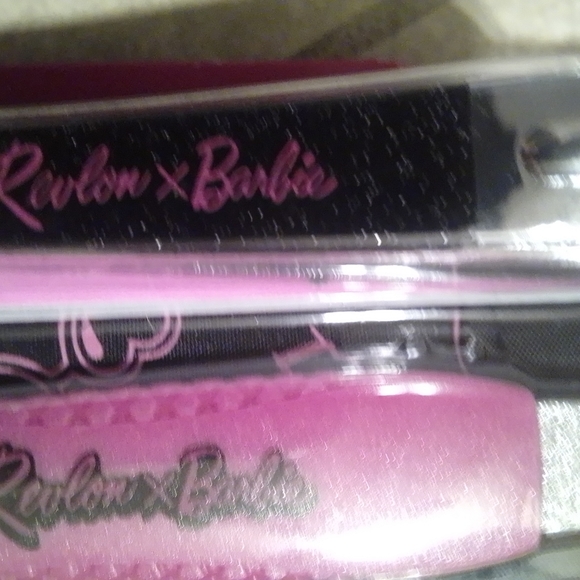 Barbie Manicure Limited Edition - Picture 10 of 16